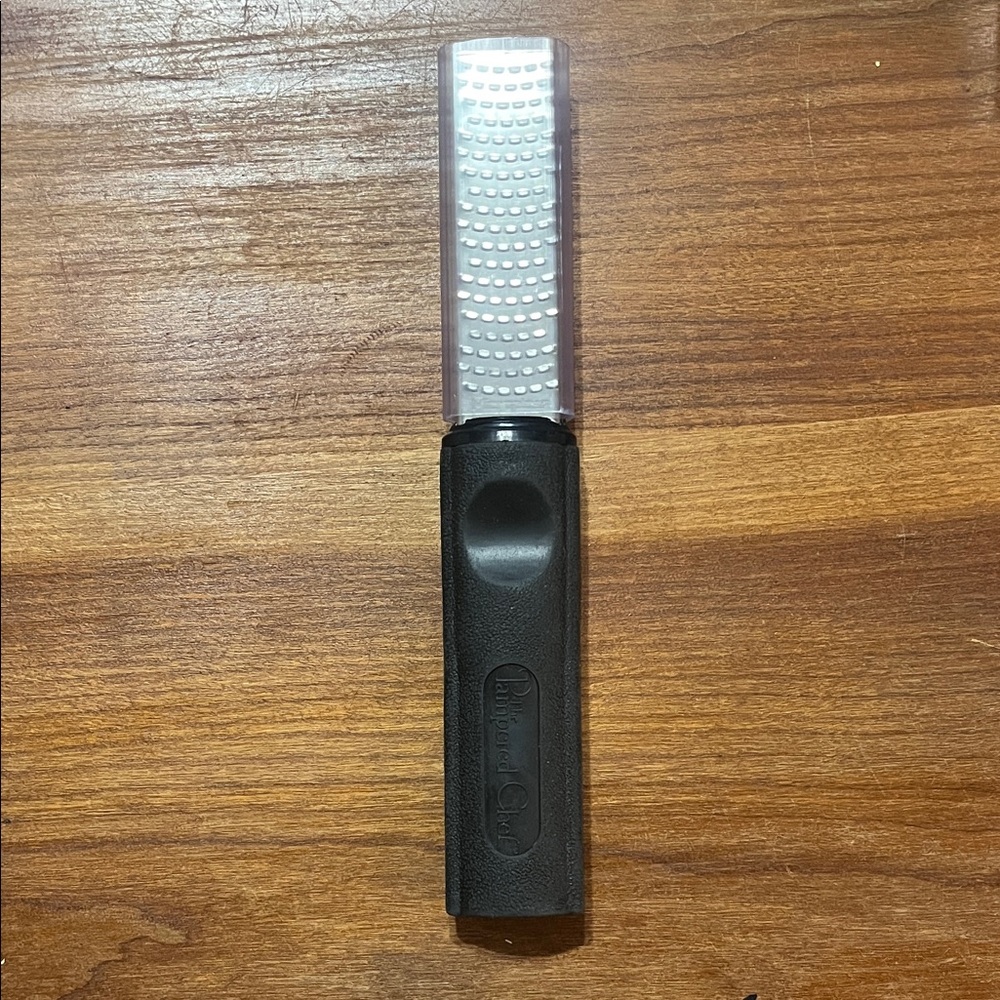 The Pampered Chef Black Zester